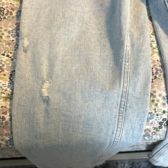 Abercrombie and fitch Curve Love High Rise Mom Jean size 29 (size 8) - Picture 7 of 7